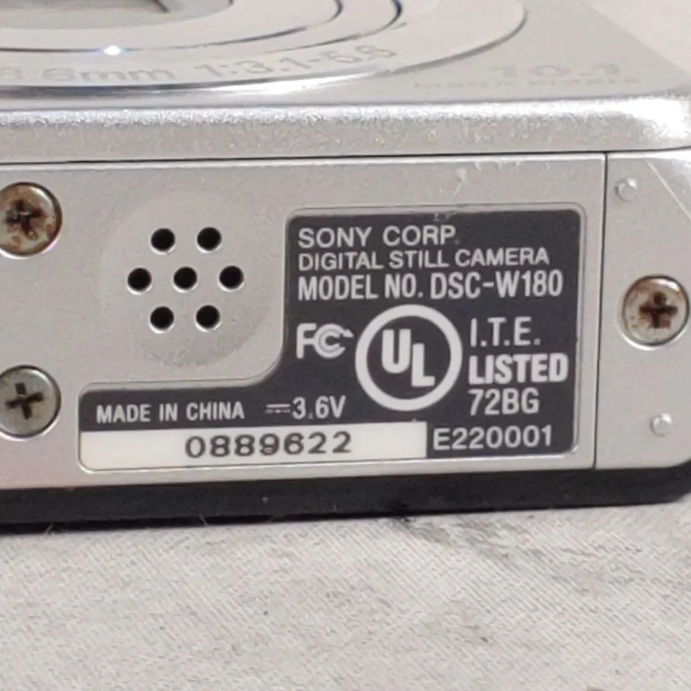 Sony Cyber-shot DSC-W180 Digital Camera 10.1 MP 3x Optical Zoom - TESTED WORKING